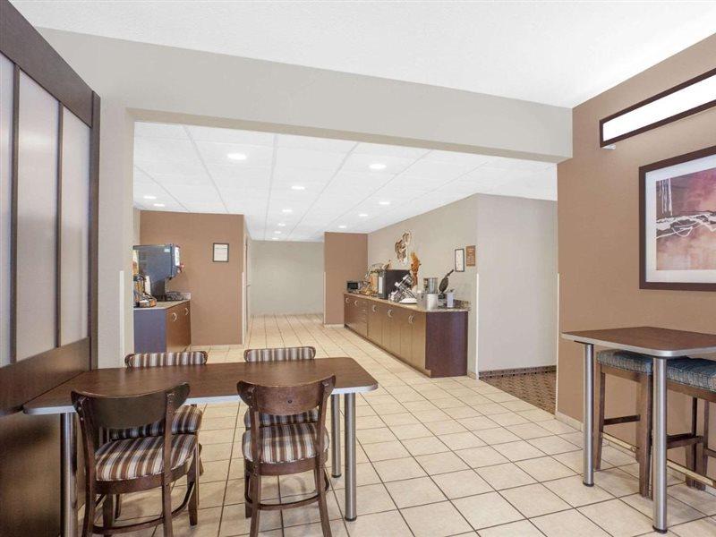 Microtel Inn & Suites By Wyndham Manchester - Newly Renovated Extérieur photo