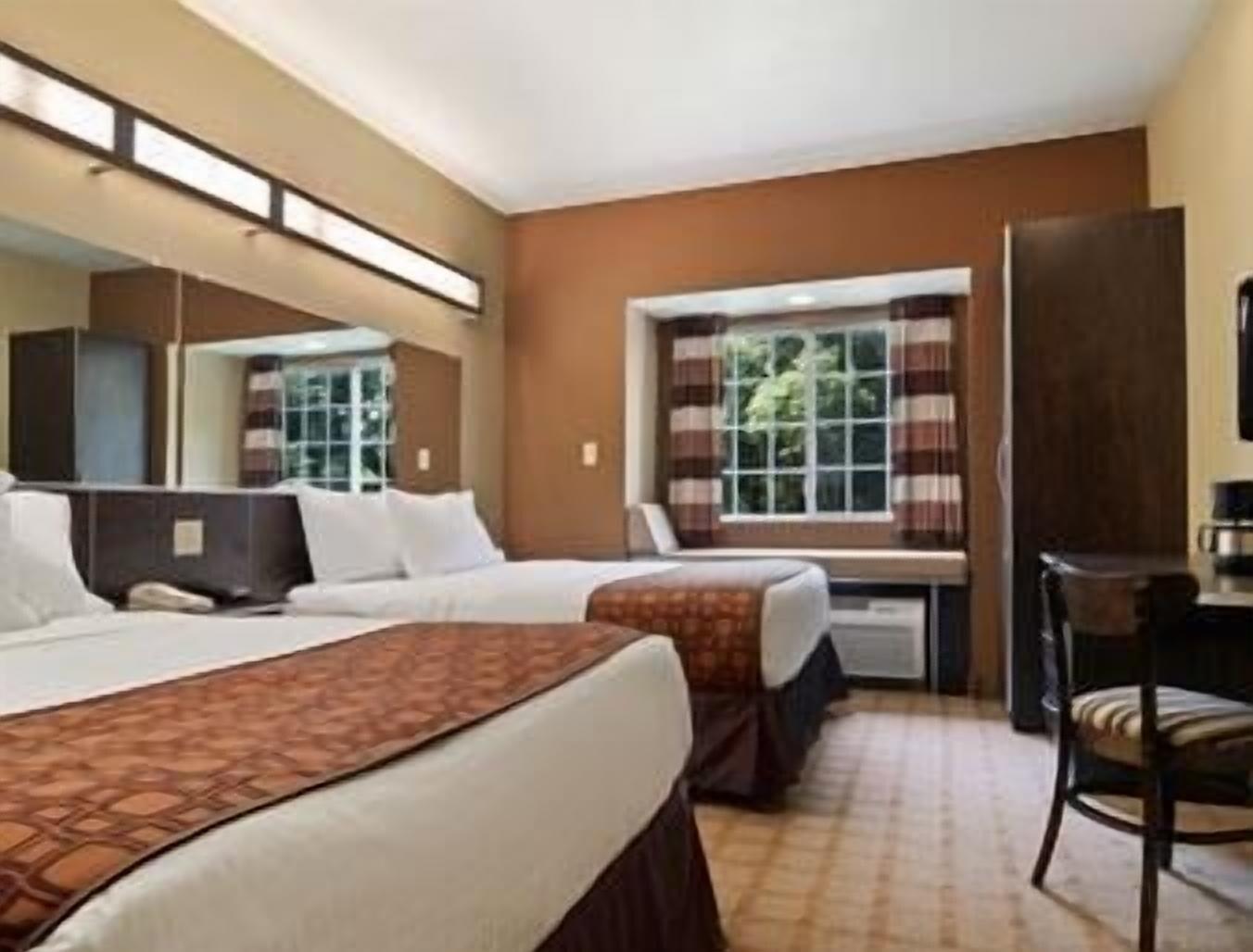 Microtel Inn & Suites By Wyndham Manchester - Newly Renovated Extérieur photo