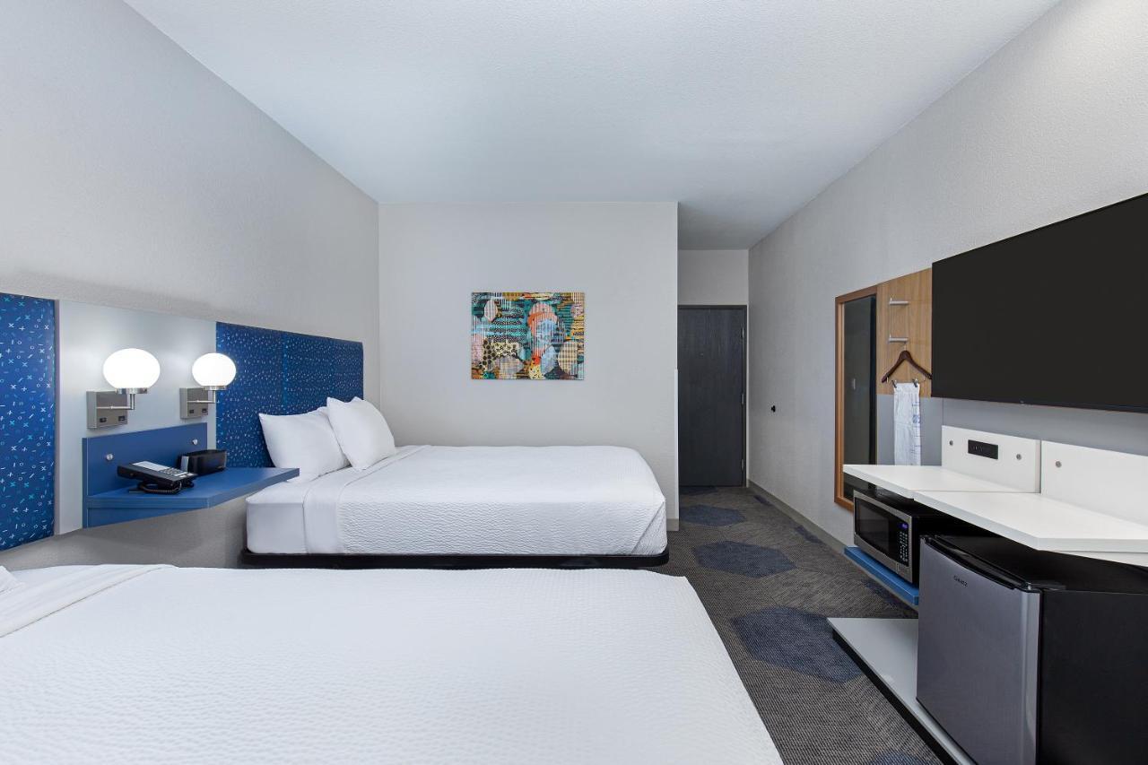 Microtel Inn & Suites By Wyndham Manchester - Newly Renovated Extérieur photo