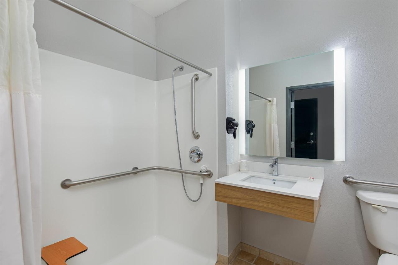 Microtel Inn & Suites By Wyndham Manchester - Newly Renovated Extérieur photo