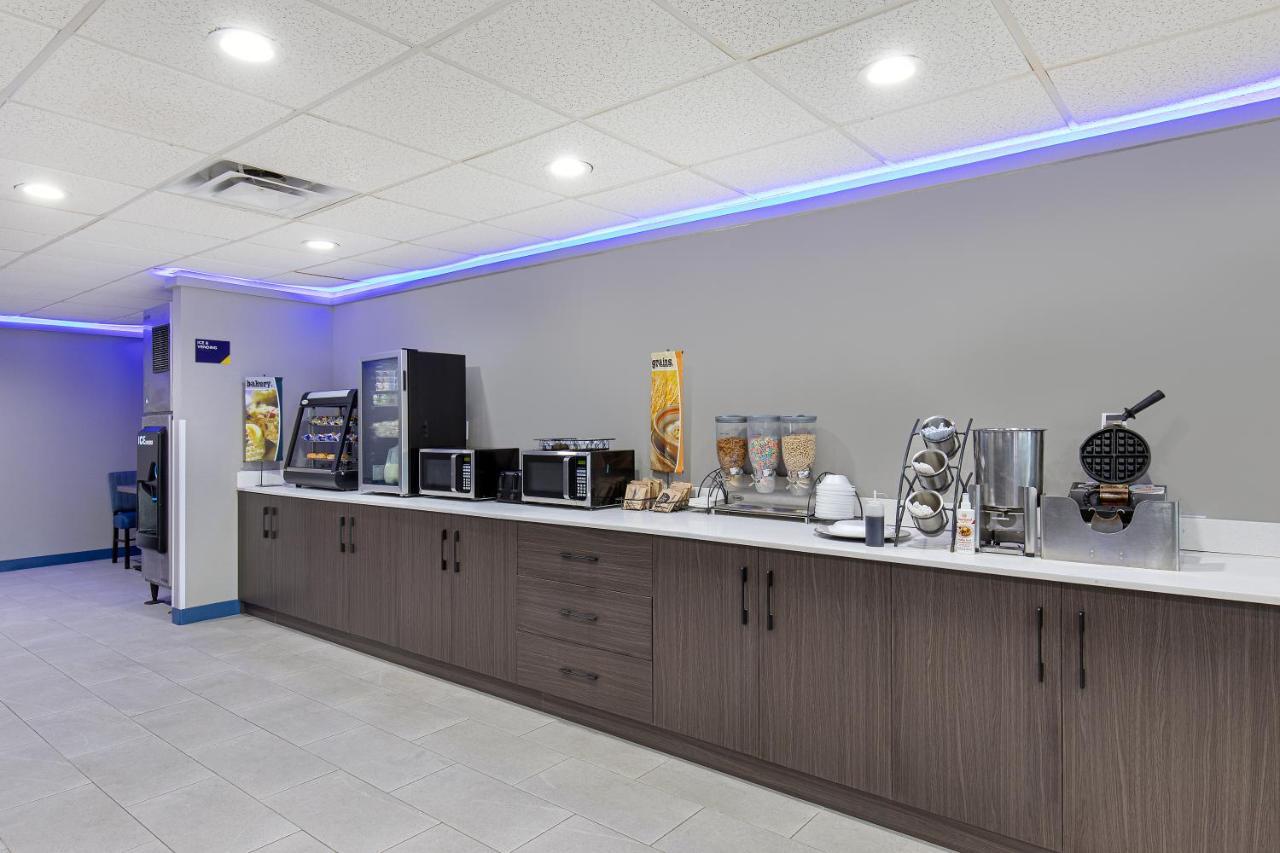 Microtel Inn & Suites By Wyndham Manchester - Newly Renovated Extérieur photo